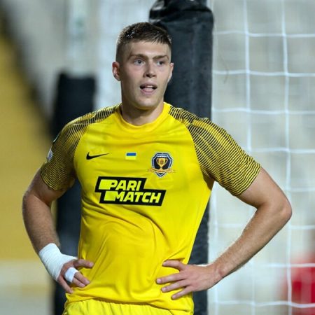 “Dovbyk could become partner with Tsyhankov at Girona: source reveals unexpected details.”